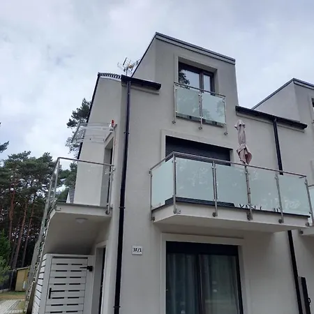 Wakacyjny W Pobierowie Апартаменты Поберово